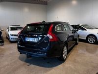 begagnad Volvo V60 T4F 180Hk Powershift Momentum | Nybes | Drag