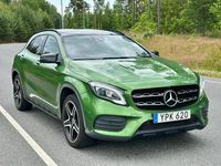 Begagnad Mercedes GLA250 211 HK (155 kW) 2018 Grön pärla SUV