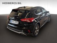Begagnad Ford Focus Active 125 HK (91 kW) 2021 Svart Halvkombi