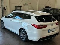 Begagnad Kia Optima Advance 205 HK (150 kW) 2018 Vit Kombi