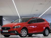 Begagnad Volvo V40 CC Summum 190 HK (139 kW) 2015 Röd Kombi