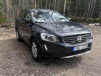 begagnad Volvo XC60 D4 AWD Geartronic Momentum