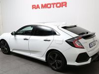 Begagnad Honda Civic 182 HK (133 kW) 2017 Vit Halvkombi