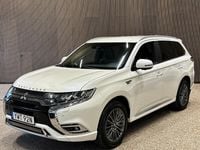 Begagnad Mitsubishi Outlander P-HEV 135 HK (99 kW) 2020 Vit SUV