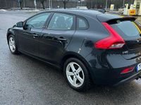Begagnad Volvo V40 115 HK (84 kW) 2015 Halvkombi
