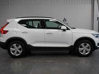 begagnad Volvo XC40 T2 T2 FWD Momentum Core, LED-Ramp 2021 Vit