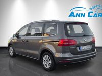 Begagnad VW Sharan 140 HK (102 kW) 2011 Grå Minibuss