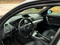 begagnad BMW 120 i 5-dörrars Advantage, M Sport Euro 5