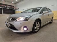 Begagnad Toyota Avensis Edition 124 HK (91 kW) 2014 Kombi