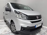 Begagnad Fiat Talento 125 HK (91 kW) 2018 Grå Minibuss