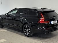 Begagnad Volvo V60 Plus 456 HK (335 kW) 2024 Svart Kombi