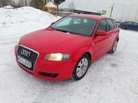 Begagnad Audi A3 Sportback Attraction 116 HK (85 kW) 2005 Röd Halvkombi