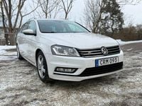 Begagnad VW Passat R-line 177 HK (130 kW) 2014 Vit Kombi