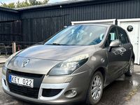 Begagnad Renault Scénic III 131 HK (96 kW) 2009 Ljusbrun Minibuss