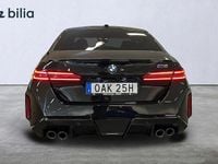 Begagnad BMW M5 Comfort Edition 728 HK (535 kW) 2025 Svart Sedan