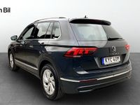 begagnad VW Tiguan Life TSI150 DSG Drag/P-värmare/Navigation