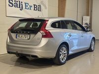 Begagnad Volvo V60 Ocean Race 181 HK (133 kW) 2015 Silver Kombi