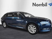 Begagnad Skoda Superb 2019 Blå Kombi