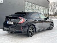 Begagnad Honda Civic Dynamic 126 HK (92 kW) 2018 Svart Halvkombi