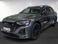 Begagnad Audi Q8 e-tron S-Line 300 kW (408 HK) 2024 Grå SUV