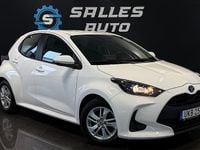 Begagnad Toyota Yaris Hybrid Active 116 HK (85 kW) 2023 Vit Halvkombi
