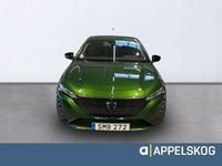 Begagnad Peugeot 308 Active 111 HK (81 kW) 2022 Grön (grön olivine) Halvkombi