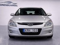Begagnad Hyundai i30 116 HK (85 kW) 2008 Silver Halvkombi