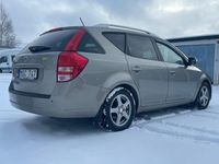 Begagnad Kia Ceed Sportswagon 128 HK (94 kW) 2012 Kombi