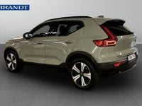 Begagnad Volvo XC40 Plus 214 HK (157 kW) 2023 Grön SUV