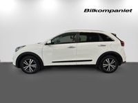 begagnad Kia Niro Hybrid 141hk Advance Plus 2 V-Hjul Drag M&K-Värmare