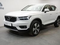 Begagnad Volvo XC40 Inscription 214 HK (157 kW) 2022 Vit SUV