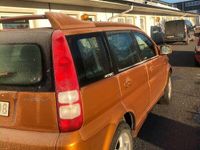 Begagnad Honda HR-V 124 HK (91 kW) 2001 Ljusbrun (orangebrun ) SUV