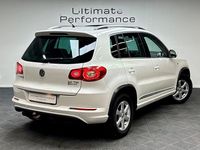 Begagnad VW Tiguan R-line 200 HK (147 kW) 2010 Vit SUV