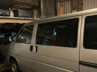 Begagnad VW Caravelle 115 HK (84 kW) 2002 Metallic Minibuss