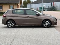 Begagnad Peugeot 308 Active 110 HK (80 kW) 2014 Brun Halvkombi