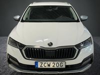 Begagnad Skoda Octavia Scout 200 HK (147 kW) 2021 Vit Kombi