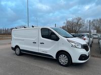 begagnad Renault Trafic Skåpbil 2.7t 1.6 dCi 120 HK Låg Mil Euro 5