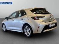 Begagnad Toyota Corolla Hybrid Life 124 HK (91 kW) 2021 Silver Halvkombi