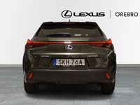 begagnad Lexus UX 250h E-Four Comfort AWD V-hjul