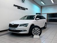 Begagnad Skoda Superb Style 190 HK (139 kW) 2015 Vit Kombi