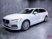 Begagnad Volvo V90 Momentum 392 HK (288 kW) 2019 Vit Kombi