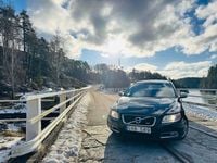 Begagnad Volvo V70 R-Design 180 HK (132 kW) 2011 Blå Kombi