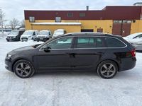 Begagnad Skoda Octavia Style 150 HK (110 kW) 2018 Svart Kombi