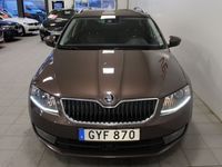 begagnad Skoda Octavia Kombi 2.0 TDI 4x4 184hk DRAG KAMERA NAV CANTON