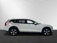 begagnad Volvo V60 CC B4 AWD Diesel Adv SE 2021, Kombi