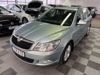 Begagnad Skoda Octavia Elegance 123 HK (90 kW) 2010 Ljusgrön (grön) Kombi