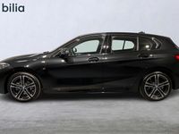 begagnad BMW 118 i M-Sport / Automat / Nav 2023 Svart