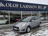 Begagnad Peugeot 5008 120 HK (88 kW) 2016 Grå metalliclack Minibuss