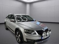 Begagnad Skoda Octavia Scout 184 HK (135 kW) 2017 Silver Kombi