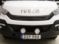 begagnad Iveco Daily 156HK Automat Volymskåp Bakgavellyft Kylbil Moms